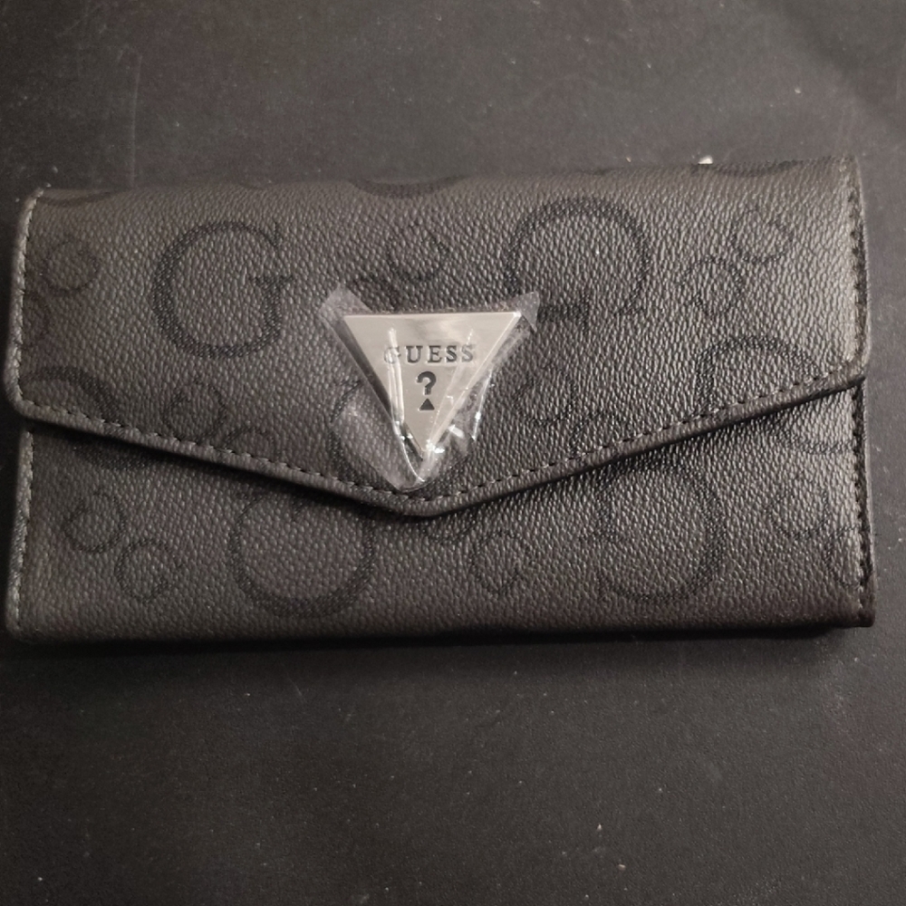 GUESS Black Wallet